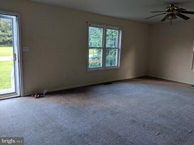 145 Baylor Dr, Montross, VA 22520 - photo 4