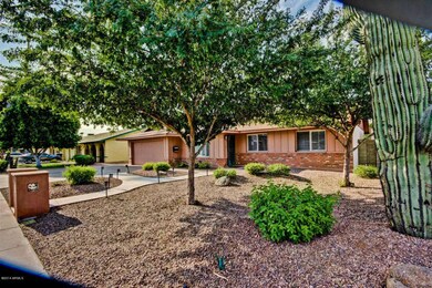 Corner Lot (no HOA)