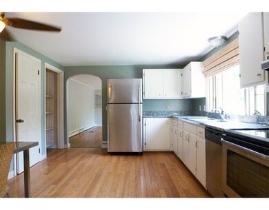 1343 Bradley Rd, Springfield, MA 01118 - photo 4