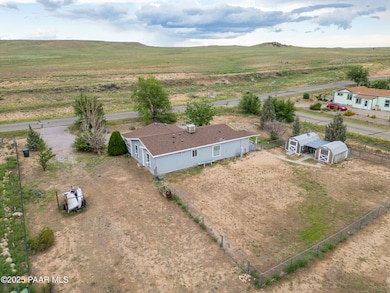 76 Railroad Ave, Chino Valley, AZ 86323 - photo 2