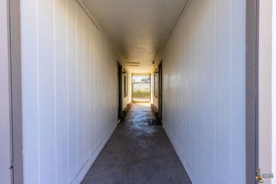 629 El Centro Ave, El Centro, CA 92243 - photo 4