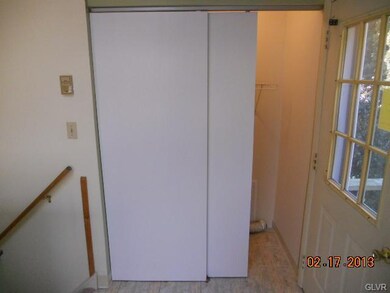 1st floor Laundry Area
