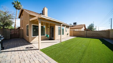 10206 N 66th-27