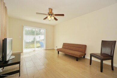 394 Leverett Ave, Staten Island, NY 10308 - photo 3