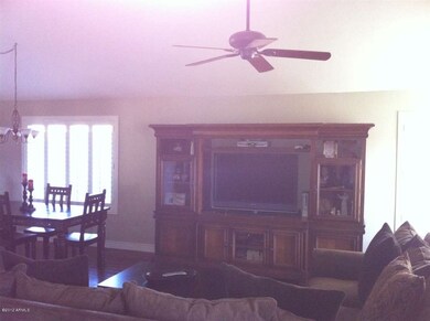 Living Room/Dining Room