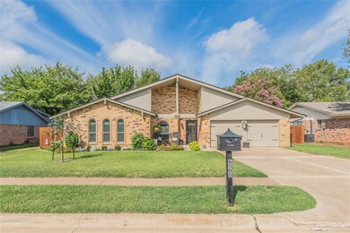 6505 Riddle Dr, North Richland Hills, TX 76182 - photo 2