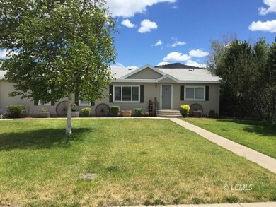 230 Birch St, Lakeview, OR 97630 - photo 2