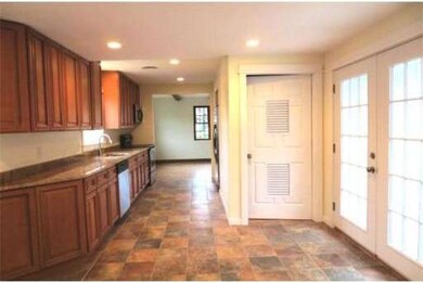 52 Apple d or Rd, Framingham, MA 01701 - photo 5