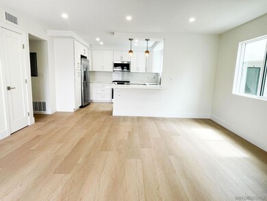 1093 N Vulcan Ave unit D, Encinitas, CA 92024 - photo 7