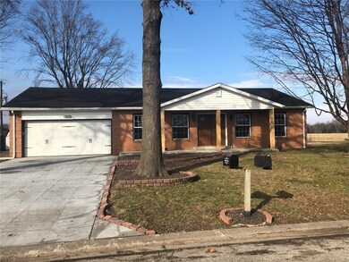 103 Willow Dr, Freeburg, IL 62243 - photo 2