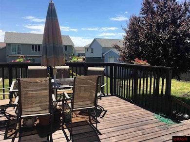 113 Timberwolf Dr, Mankato, MN 56001 - photo 2