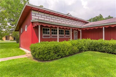 306 Oxford St, Tomball, TX 77375 - photo 3