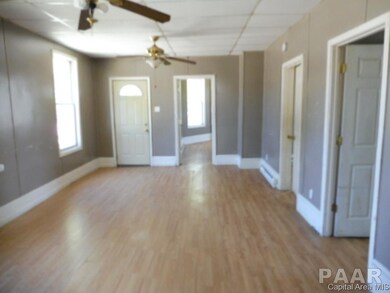 1207 Broadway St, Lincoln, IL 62656 - photo 3