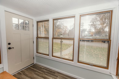 817 8th St, Lacon, IL 61540 - photo 4