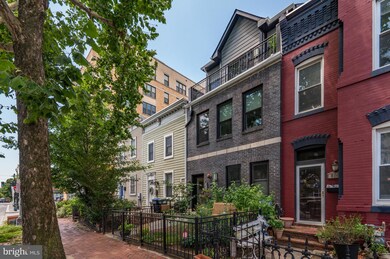 812 4th St NE unit 1, Washington, DC 20002 - photo 3