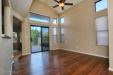 633 S Crows Nest Gilbert AZ-small-005-Li