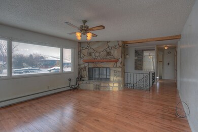 Living Room2