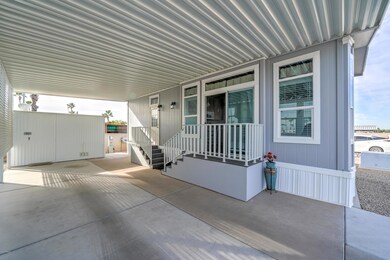 1800 N Ironwood Dr-4