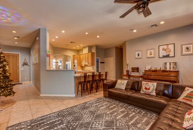 007_Living Room