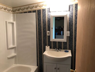 475 W Market St, Wabash, IN 46992 - photo 5