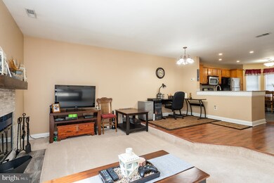 9 Hart Ct, Hightstown, NJ 08520 - photo 6