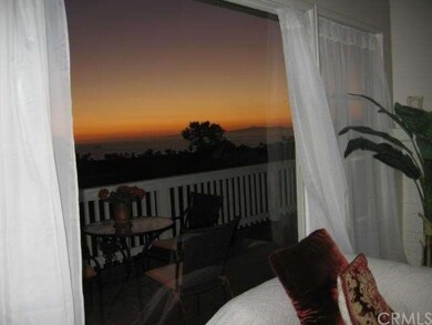 Enjoy the Sunsets, Ocean Breezes, Romantic Dinners