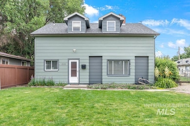 1015 E Park St, Weiser, ID 83672 - photo 2