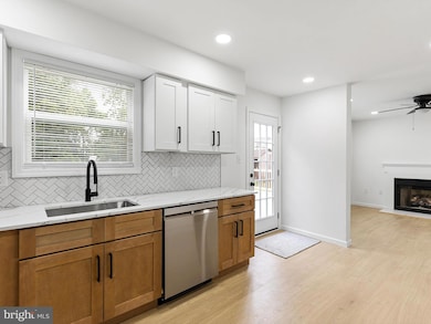 14 Three Rivers Ct, Newark, DE 19702 - photo 3