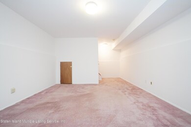 17 Eric Ln, Staten Island, NY 10308 - photo 7