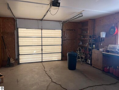 5564 Old State Rd, Whittemore, MI 48770 - photo 7