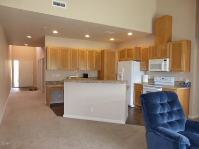 Kitchen & entry