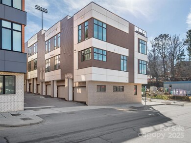 1 Bauhaus Ct unit 1, Asheville, NC 28801 - photo 2
