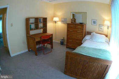 16093 Olmstead Ln, Woodbridge, VA 22191 - photo 7