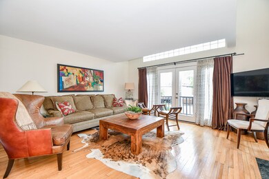 2206 Driscoll St unit B, Houston, TX 77019 - photo 3