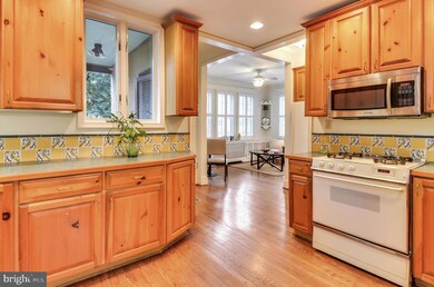 3636 Everett St NW, Washington, DC 20008 - photo 5