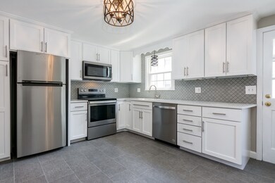 166 Warren St unit 166, Watertown, MA 02472 - photo 6