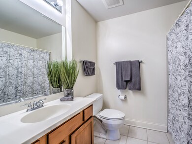 Turnberry unit 103, Buffalo Grove, IL 60089 - photo 3