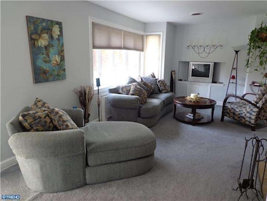 319 Heston Ave, Norristown, PA 19403 - photo 2