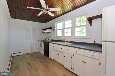 116 Maple Ave, Dublin, PA 18917 - photo 6