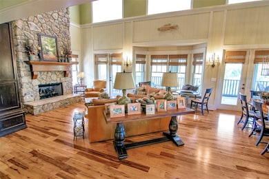 272 Eagle Point Dr, Austin, KY 42123 - photo 2