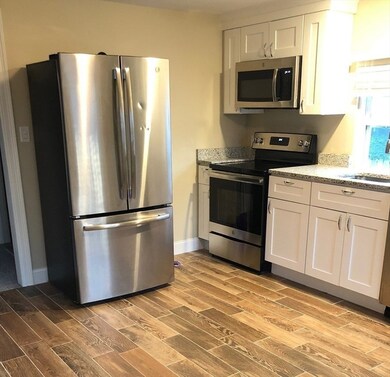 67R Elm St unit 2, Woburn, MA 01801 - photo 3