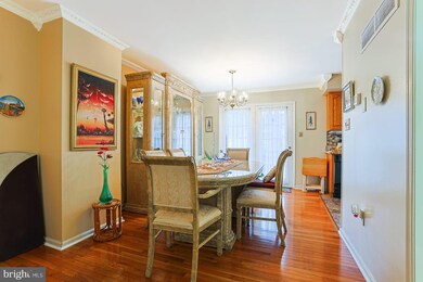 1027 Fredrick Blvd, Reading, PA 19605 - photo 5