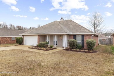 2-web-or-mls-203 Edgewater Branch-2