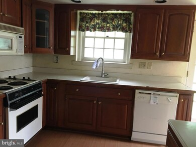 147 Bryn Mawr Ave, Lansdowne, PA 19050 - photo 7