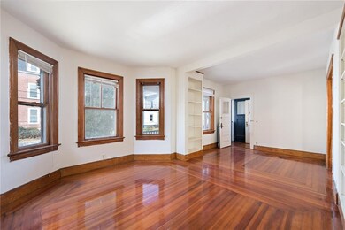 51 Pitman St, Providence, RI 02906 - photo 4