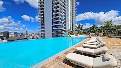 1500 Rycroft St unit 2407, Honolulu, HI 96814 - photo 2