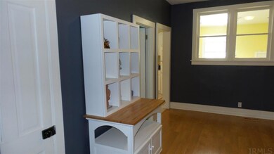 332 W 4th St, Auburn, IN 46706 - photo 5