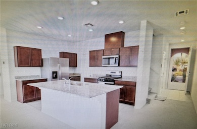 2932 Torreon Ln, Las Vegas, NV 89121 - photo 4