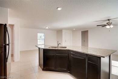 267 Lisette St, Fort Myers, FL 33913 - photo 4