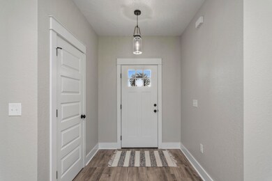 5370 Dora St-01